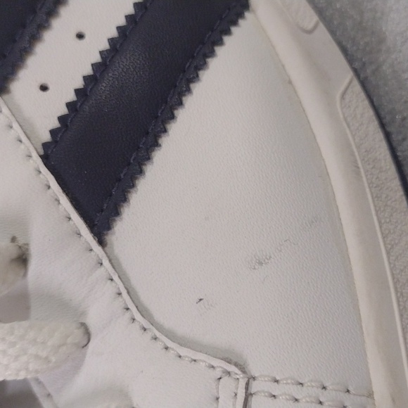 Adidas VTG Grand Prix - Picture 4 of 7